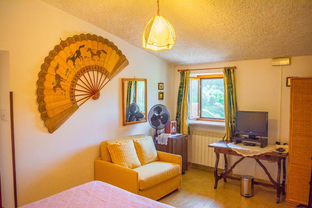 Villa La Voce Del Vento Pastena  Екстер'єр фото
